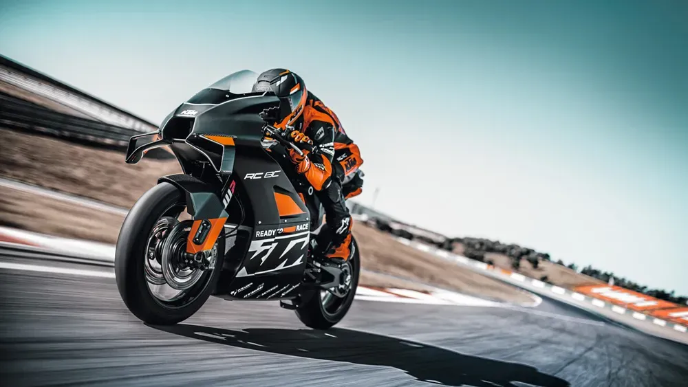KTM RC 8C: Track-Only Weapon for Pure Racing