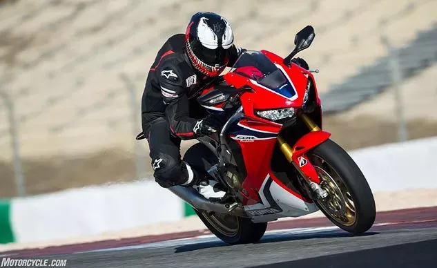 CBR1000RR-R Fireblade - Image 1