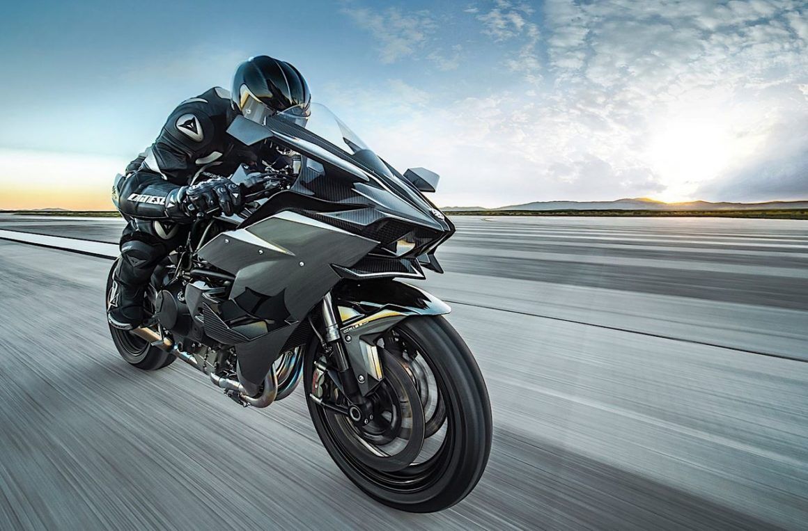 Kawasaki Ninja H2R: The Ultimate Hyperbike Experience